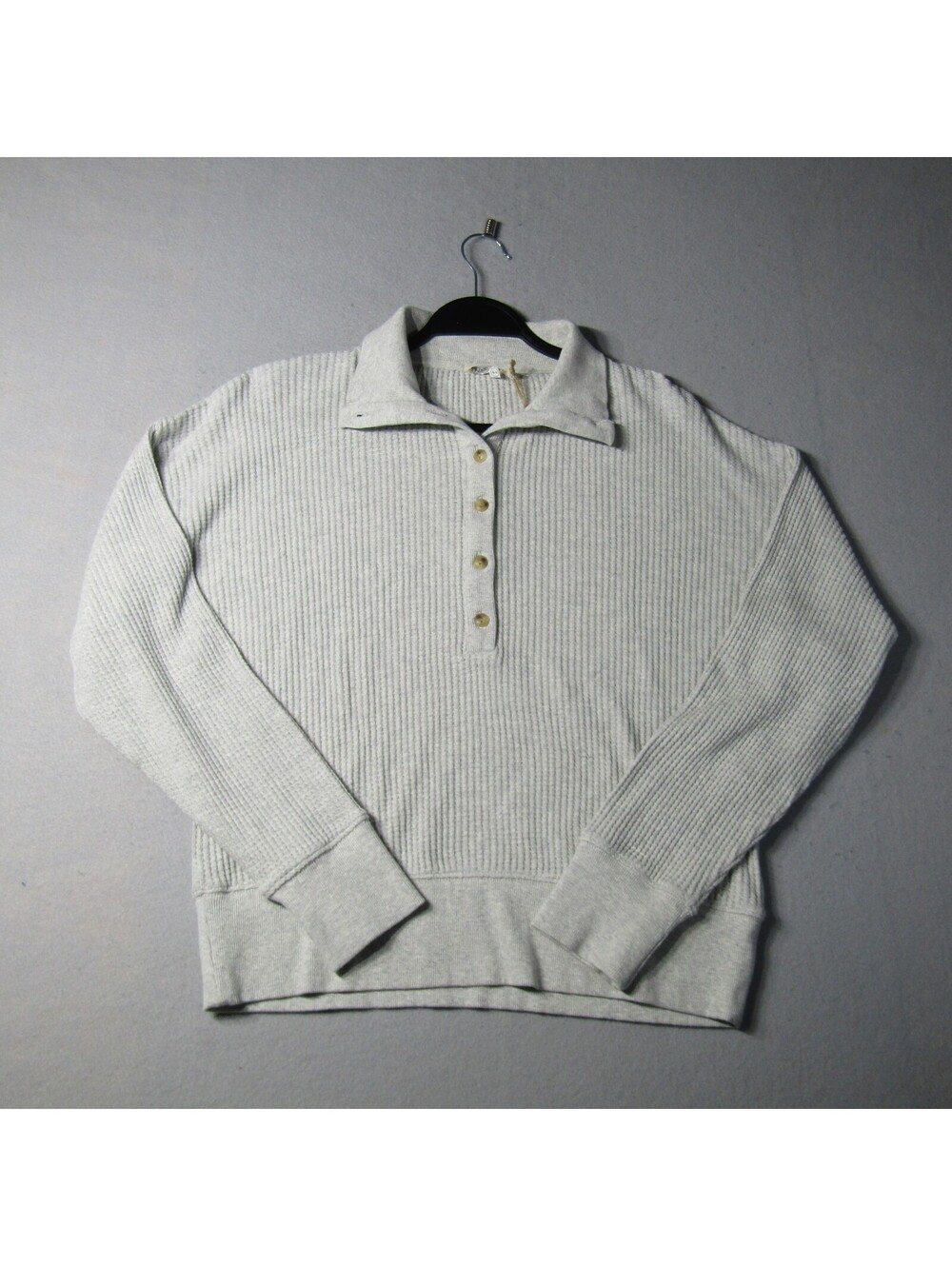 NWT Faherty Apres Waffle Henley Pullover Sweater Men's M LGH-Light Grey Heather